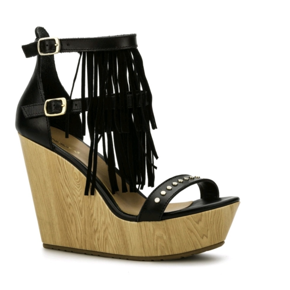 Leather shoes